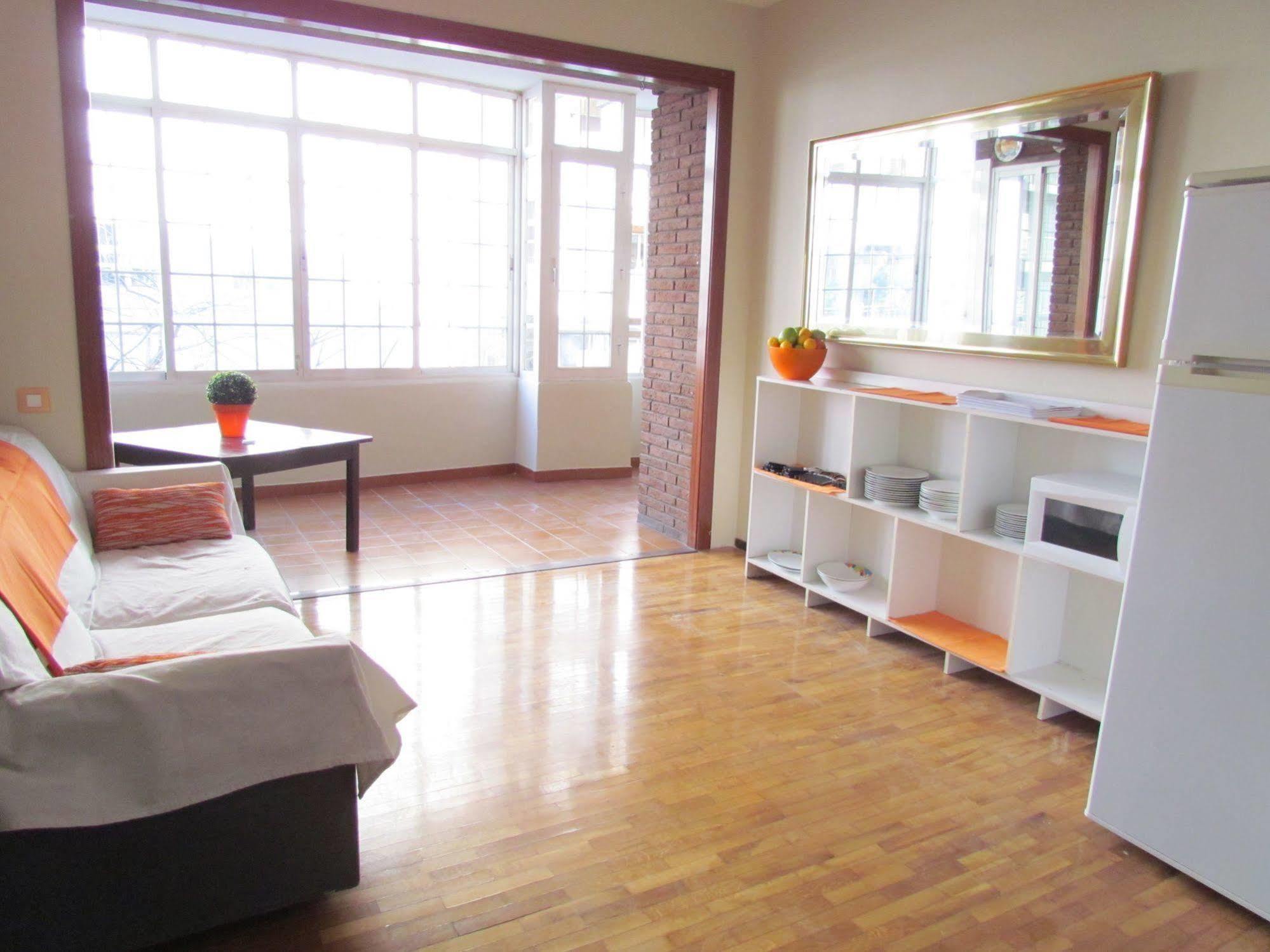 Barcelona City Seven Ngoại thất bức ảnh